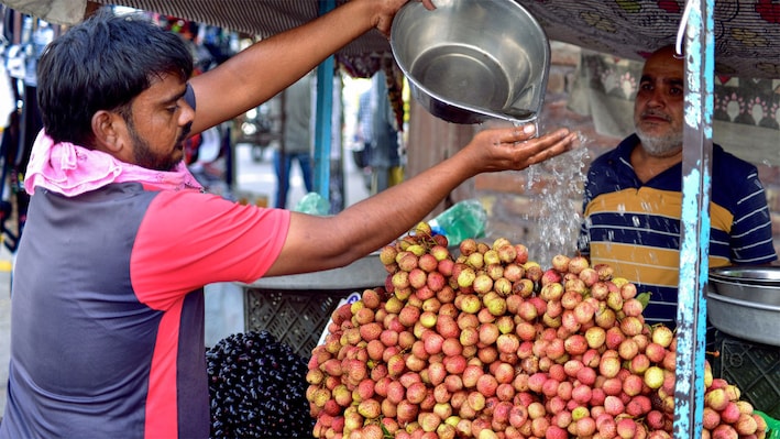 India's annual retail inflation stands at 5.54% in September