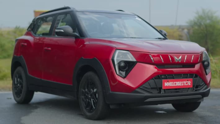 Mahindra XUV 3XO CNG: 3 reasons to buy and 3 to skip