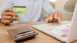 Personal loan scams: 6 warning signs to watch out for