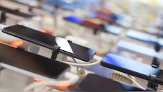 India's smartphone shipments fall 26 pc in Q3: Report