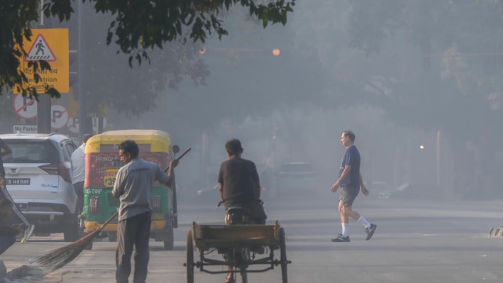 Delhi-NCR weather update: Poor air quality and Yamuna froth persist amid low wind speeds