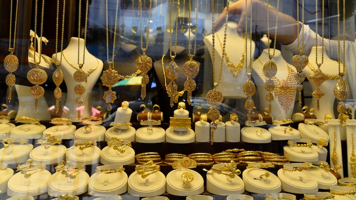 Gold rates remain stable on Oct 24: Check Prices in Delhi, Mumbai, and other cities