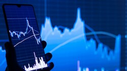Indian equities extend losses amid rising crude prices