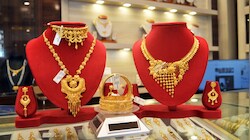 Gold rates remain unchanged on Oct 25: Check Prices in Delhi, Mumbai, and other cities