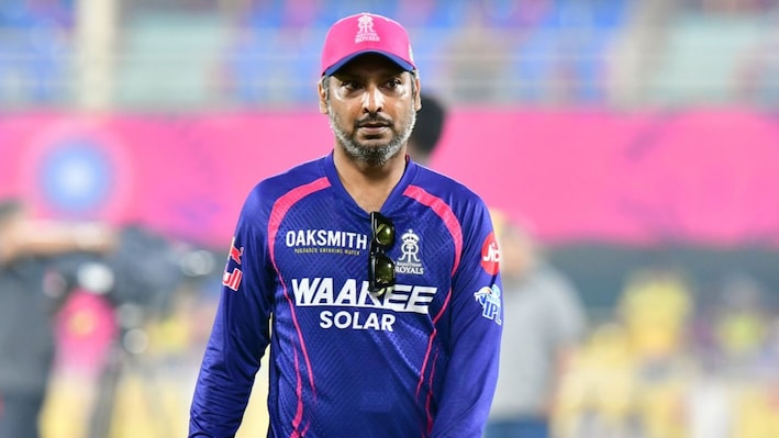 'Unacceptable for any passenger': Kumar Sangakkara accuses Ryanair staff of discrimination at Dublin airport