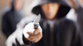 Date invite turns into knife-point robbery: 20 lakh of gold gone from Bengaluru home