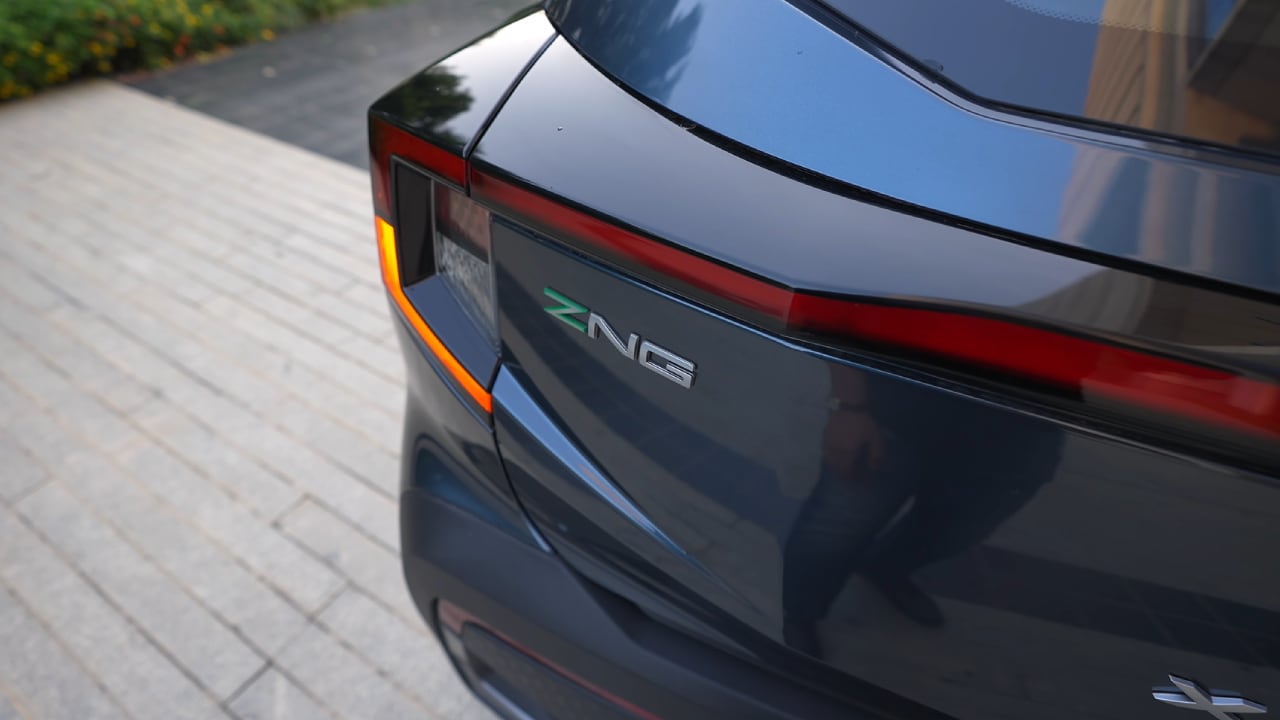 Mahindra XUV 3XO ZNG