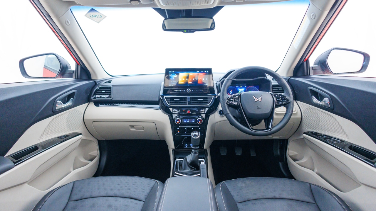 Mahindra XUV 3XO ZNG
